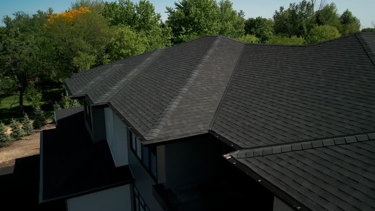 Best Emergency Roof Repair Services  in Vicksburg, MS
